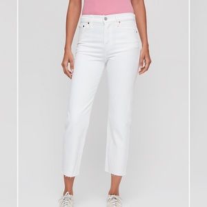 White wedgie straight cropped Levis. NWOT